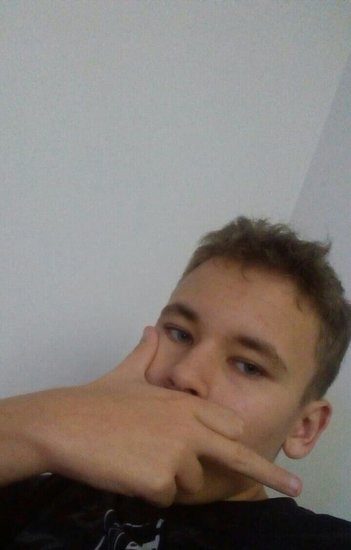 45301756_351218325649343_5313393454510768128_n (1).jpg